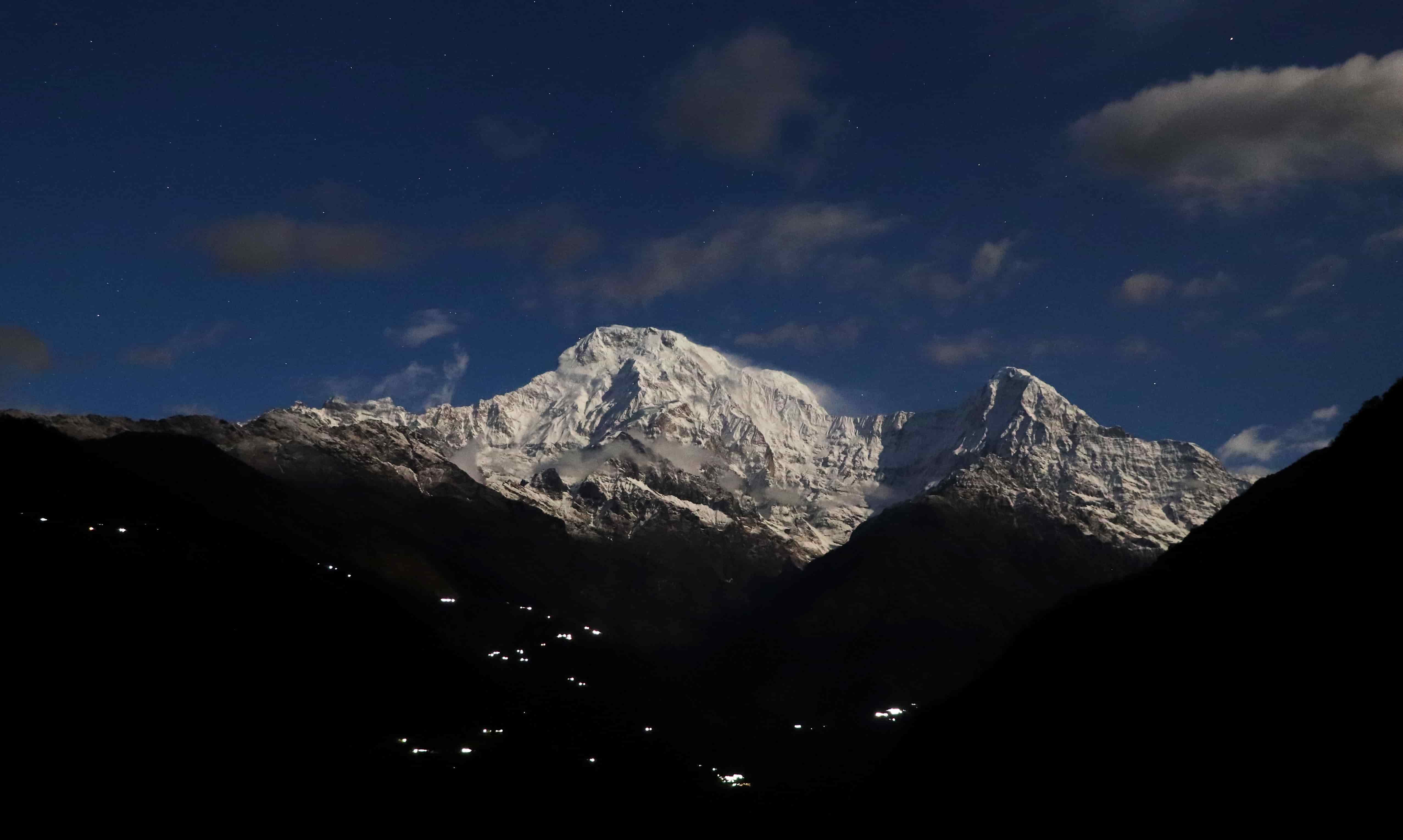 Mountain at night in the Annapurna ridge hatzav aviv photography